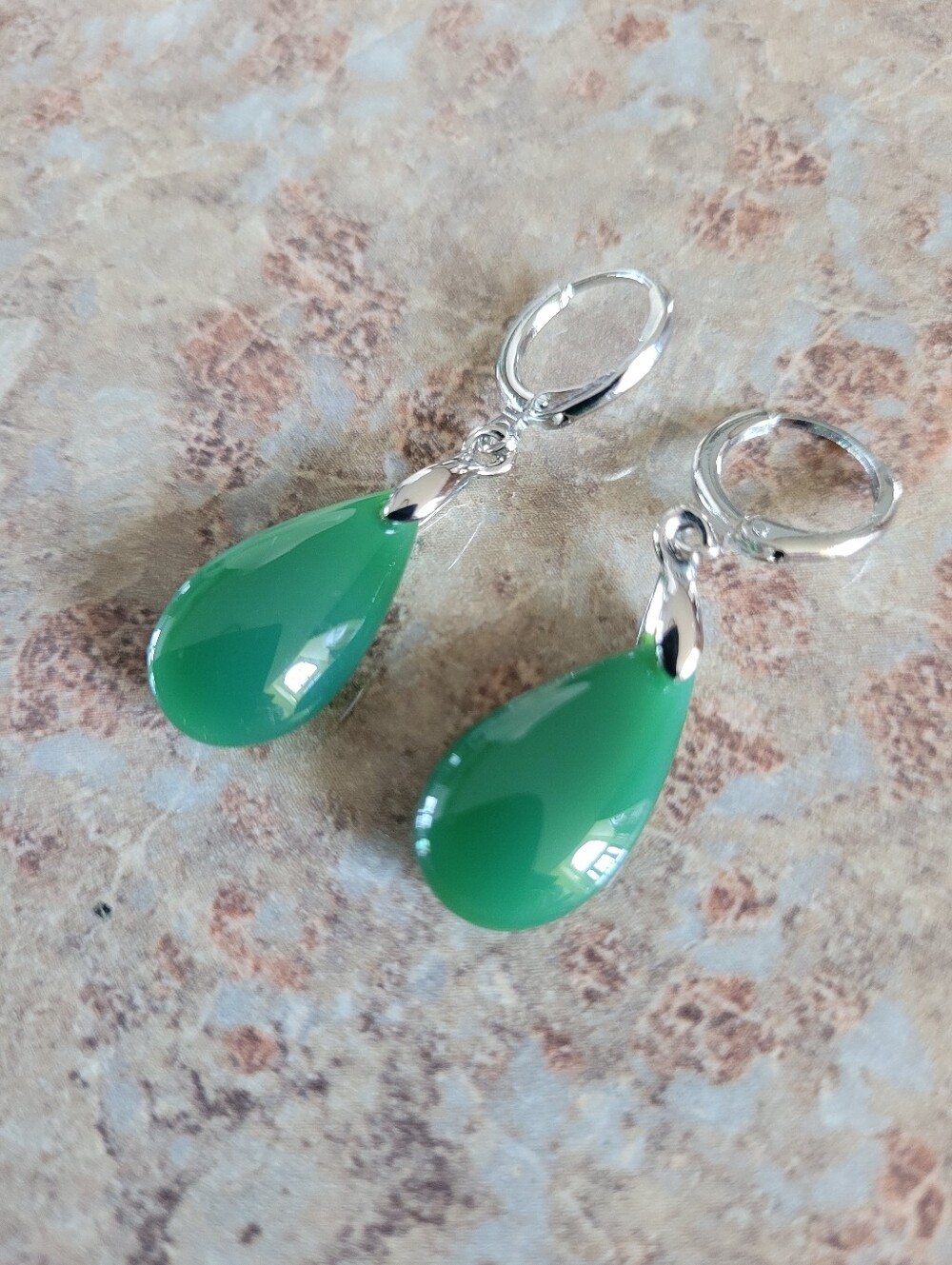 Green Teardrop Stone Dangle Drop Earrings